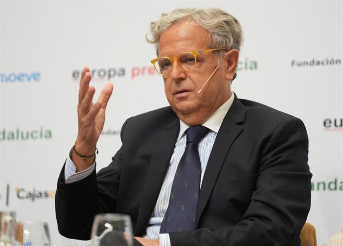 El presidente de la Diputación de Córdoba, Salvador Fuentes, en el desayuno informativo 'Andalucía desde sus territorios' organizado por Europa Press en colaboración con la Fundación Cajasol y con el patrocinio de Moeve.
