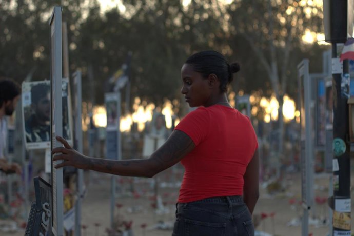 Mazal Tazazo, superviviente de los ataques del 7 de octubre de 2023 perpetrados por Hamás en el Festival Nova
