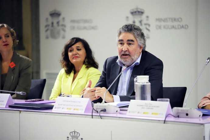 Uribes presenta el proyecto 'Política pública de igualdad en el Deporte'.