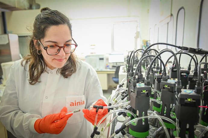 Archivo - Investigadora de AINIA