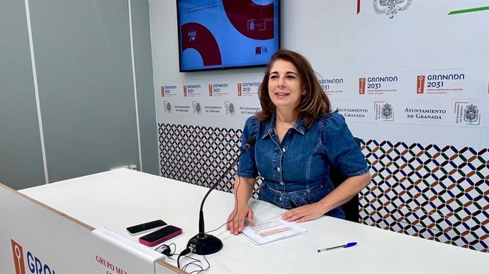 La portavoz del PSOE en el Ayuntamiento de Granada, Raquel Ruz