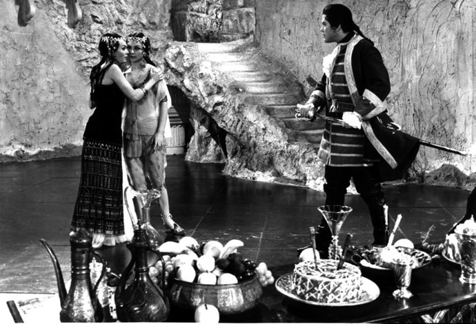 La Filmoteca Valenciana inicia la temporada con el clásico polaco ‘El manuscrito encontrado en Zaragoza’