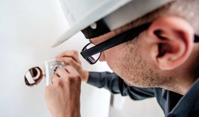 Archivo - CyL lidera la pérdida de autónomos con una caída de 1.584 en 2024, un un 0,9% menos que en 2023