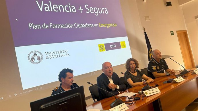 La Policia Local de València impartirà formacions en centres educatius per a enfrontar-se a situacions d'emergència