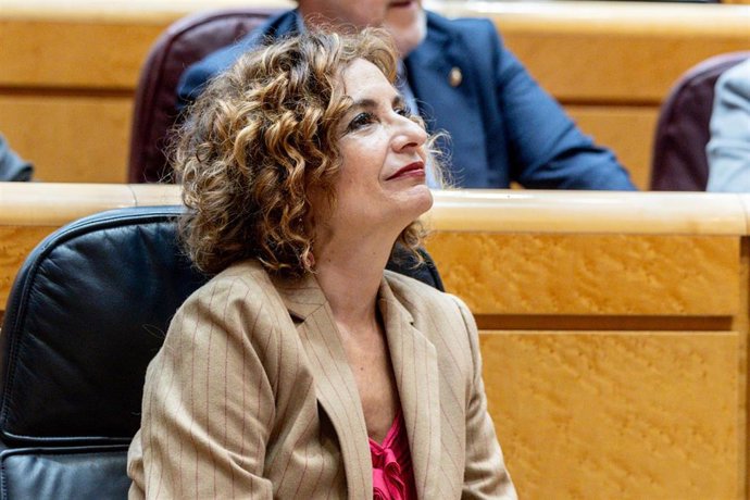 Archivo - La vicepresidenta primera y ministra de Hacienda, María Jesús Montero, durante una sesión de control al Gobierno, en el Senado, a 22 de abril de 2025, en Madrid (España). 