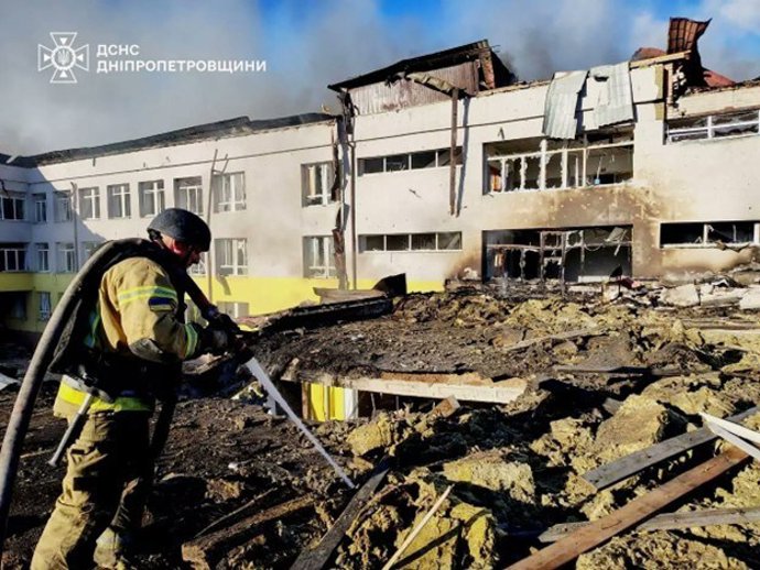 Just weeks before the start of the academic year, the Vasylkivka Support Lyceum No. 1 school in Ukraine was hit by a missile on 19 August at 5:00 am. The school receives financial support through the ECW Multi-Year Resilience Programme in Ukraine. Fortuna