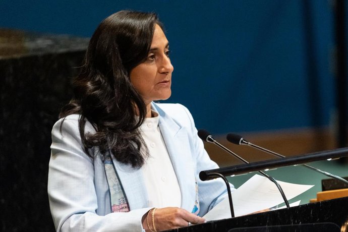 Archivo - 28 de julho de 2025, Bronx, Nova York, EUA: Anita Anand, Ministra das Relações Exteriores do Canadá, fala durante a Conferência Internacional de Alto Nível para a Resolução Pacífica da Questão da Palestina e a Implementação da Solução de Dois Es