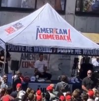 Muere el comentarista estadounidense Charlie Kirk tras recibir un disparo en un evento en una universidad