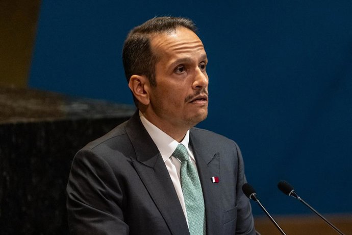 Archivo - 28 de julho de 2025, Bronx, Nova York, EUA: Mohammed bin Abdulrahman bin Jassim bin Jaber Al Thani, primeiro-ministro e ministro das Relações Exteriores do Catar, fala durante a Conferência Internacional de Alto Nível para a Resolução Pacífica d