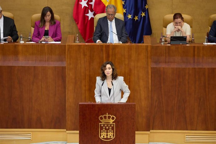 Archivo - La presidenta de la Comunidad de Madrid, Isabel Díaz Ayuso, interviene durante a la primera sesión del Debate del Estado de la Región de 2024 en la Asamblea de Madrid