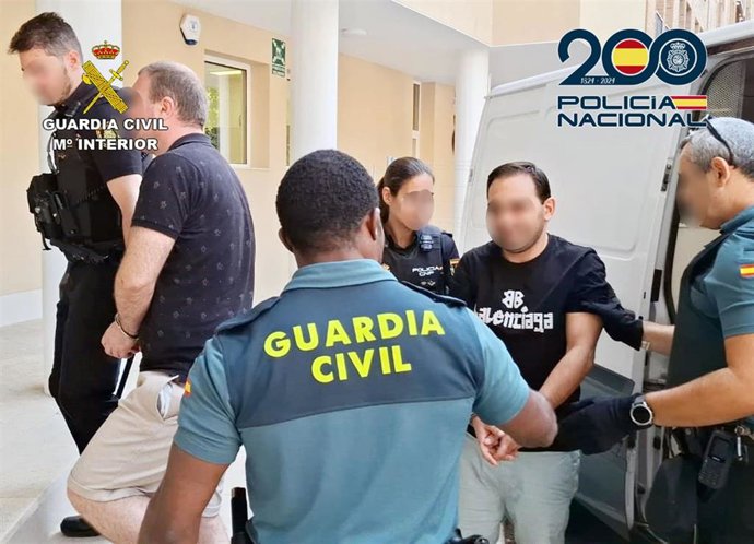 Uno de los detenidos del grupo criminal dedicado al robo en viviendas de Alicante, Córdoba y Murcia
