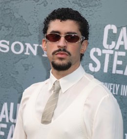 August 26, 2025, New York, New York, USA: Actor/rapper BENITO MARTINEZ OCASIO aka BAD BUNNY seen at the New York premiere of Caught Stealing held at Regal Union Square.