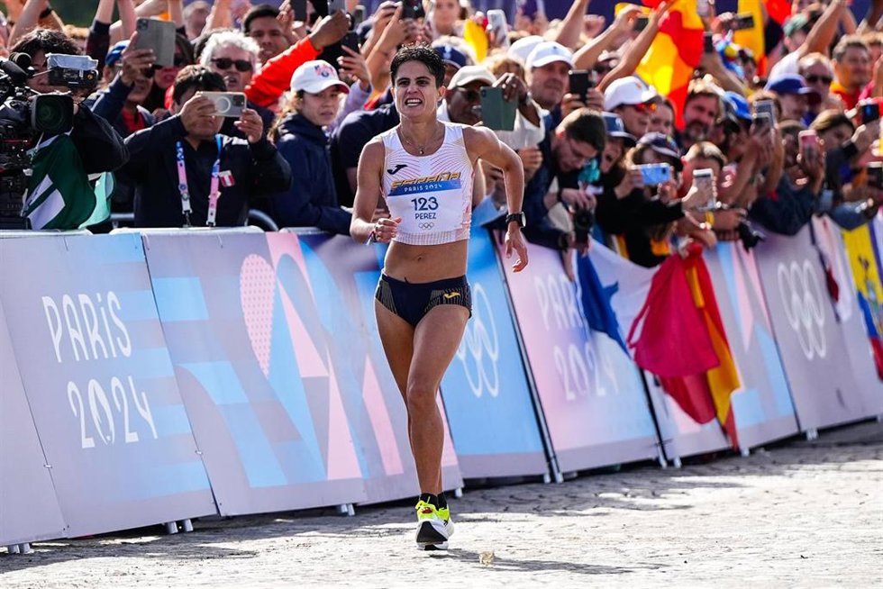 Archivo - La marchadora española María Pérez durante los Juegos Olímpicos de París 2024