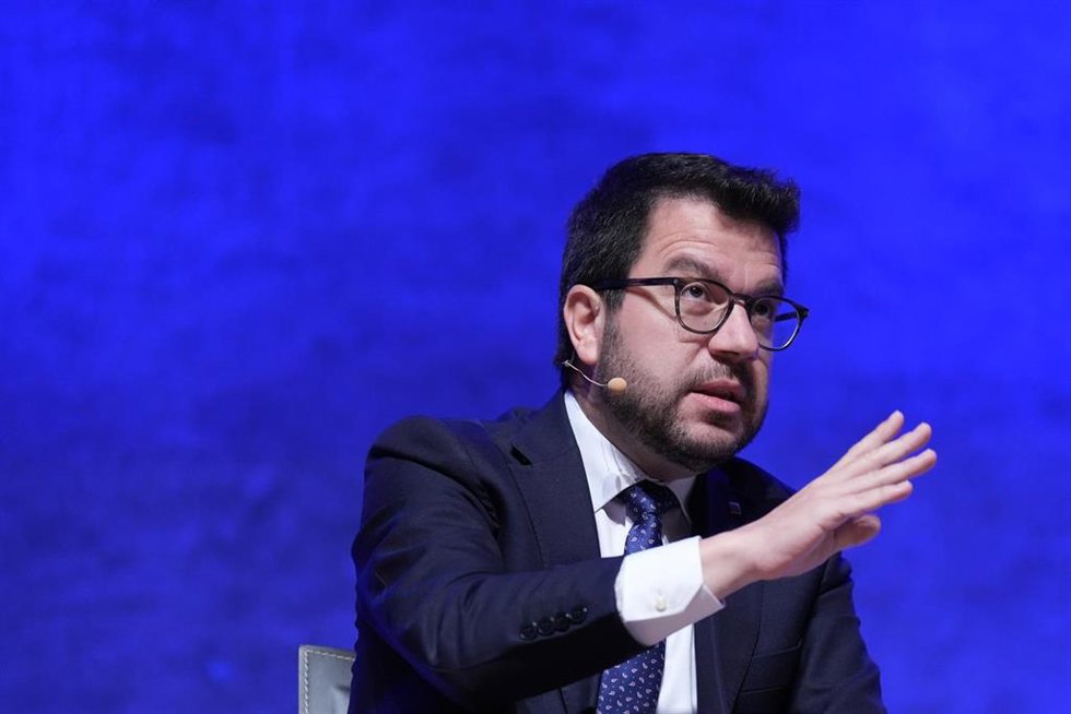 Archivo - El expresidente de la Generalitat, Pere Aragons, interviene durante la última jornada del 4 Congrés dEconomia i Empresa de Catalunya, en el Auditori L'illa, a 20 de junio de 2025, en Barcelona, Catalunya (España). 