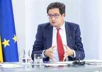 Óscar López exige la dimisión de Ayuso por "beneficiarse a título lucrativo" de los "presuntos delitos" de su novio