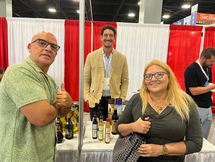 Trade refuerza el liderazgo del agro andaluz en Estados Unidos, ante más de 11.000 compradores en Miami y Houston.