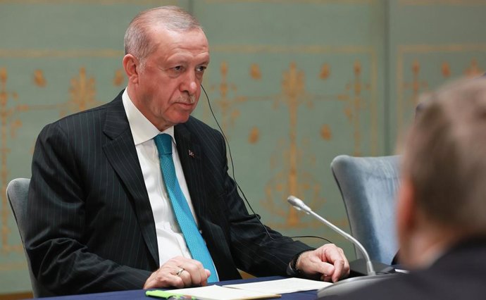 HANDOUT - 01 September 2025, China, Tianjin: President of the Republic of Turkey, Recep Tayyip Erdogan attends a meeting with President of Russia Vladimir Putin on the sidelines of the SCO summit. Photo: --/Kremlin/dpa - ATTENTION: editorial use only and 