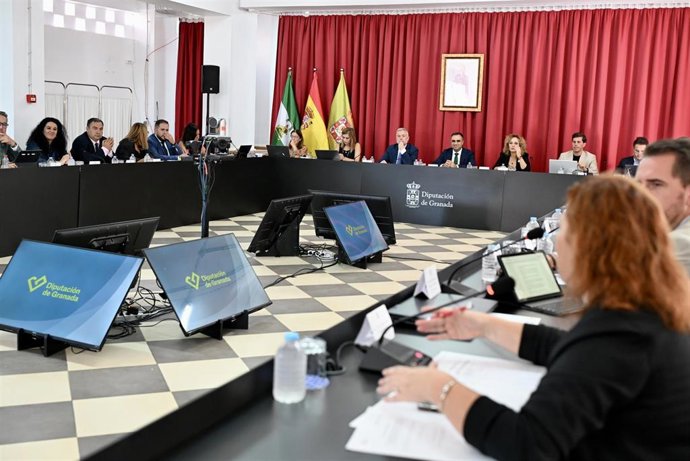 Pleno de la Diputación de Granada en Chite