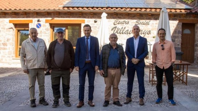 Villavelayo estrena espacio de ocio y convivencia con bar y sala de actividades sociales y culturales
