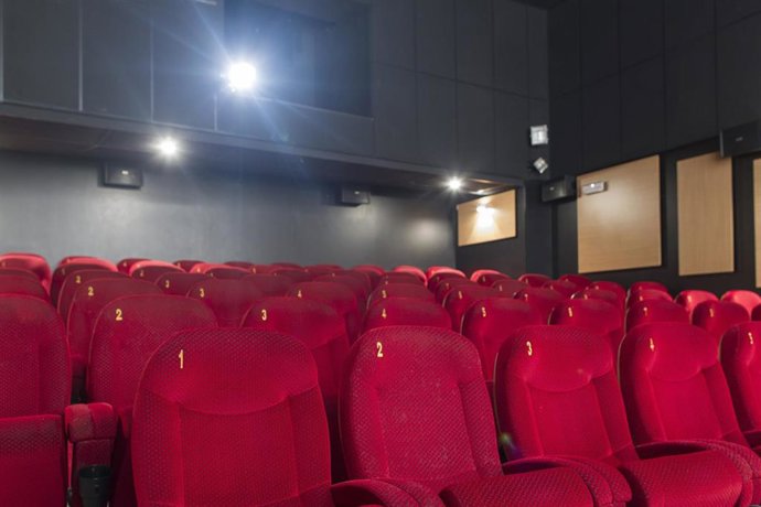 Archivo - Imagen de recurso de una butaca de un cine