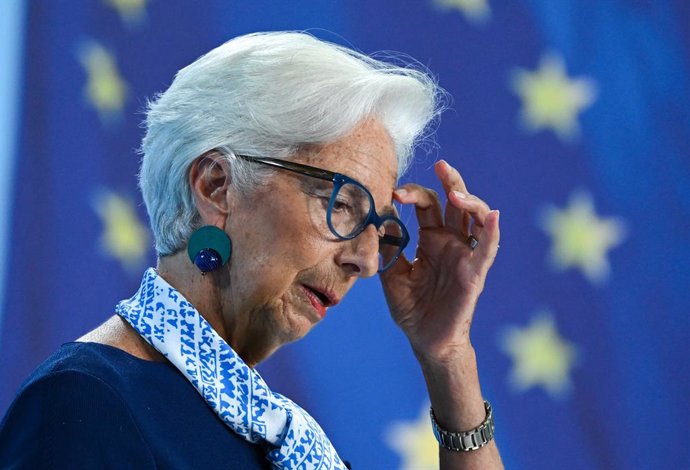 Archivo - Arxiu - 24 July 2025, Hesse, Frankfurt_Main: Christine Lagarde, President of the European Central Bank, speaks during a press conference at ECB headquarters after eurozone interest rates were left unchanged at 2.0 percent during the central bank