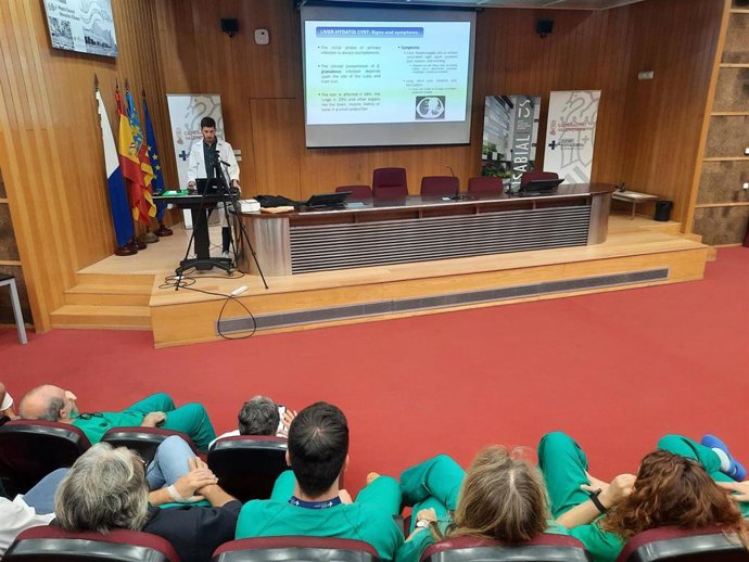 El Hospital Doctor Balmis, único representante español en la Escuela Europea de Cirugía para la formación online de jóvenes cirujanos