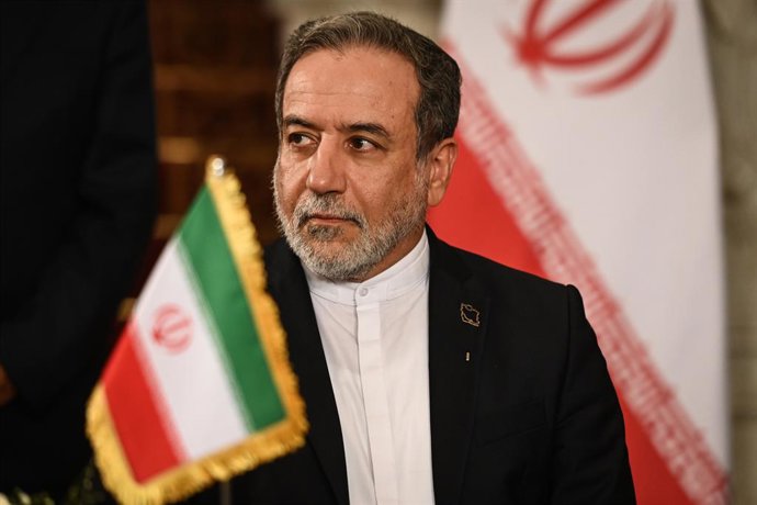 09 September 2025, Egypt, Cairo: Iranian Foreign Minister Abbas Araghchi attends the signing of an agreement with Director General of the International Atomic Energy Agency (IAEA) Rafael Grossi, on practical modalities to resume nuclear inspections on the
