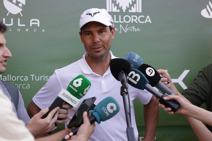 Archivo - Arquivo - Rafa Nadal fala com a mídia durante a 'Batalha das Estrelas' 2025