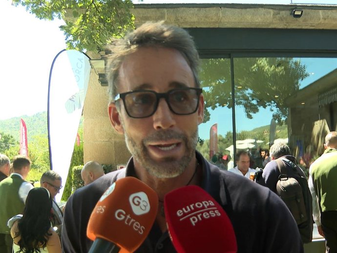 ÁLVARO MUÑOZ ESCASSI