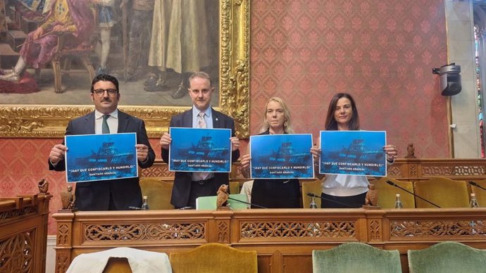 Los consllers de Vox en el Consell de Mallorca en el pleno