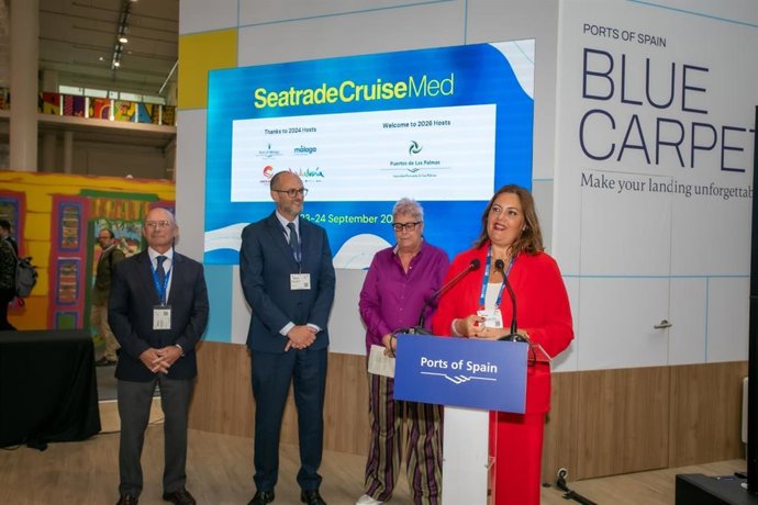 La presidenta de la Autoridad Portuaria de Las Palmas, Beatriz Calzada