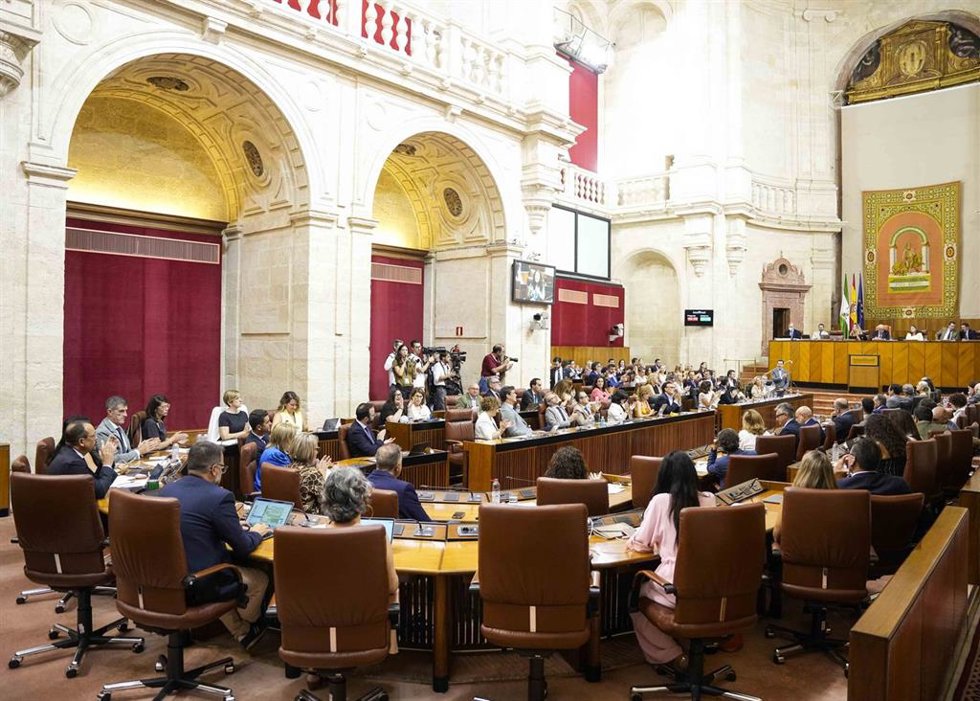 Archivo - Sesión del Pleno del Parlamento andaluz. (Foto de archivo).