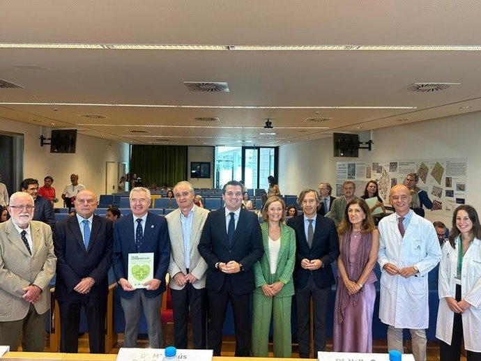 Presentación del libro 'Salud Cardiovascular en la Farmacia'.