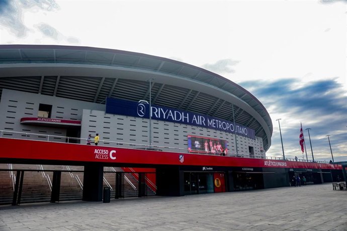Archivo - Fachada del Estadio Riyadh Air Metropolitano