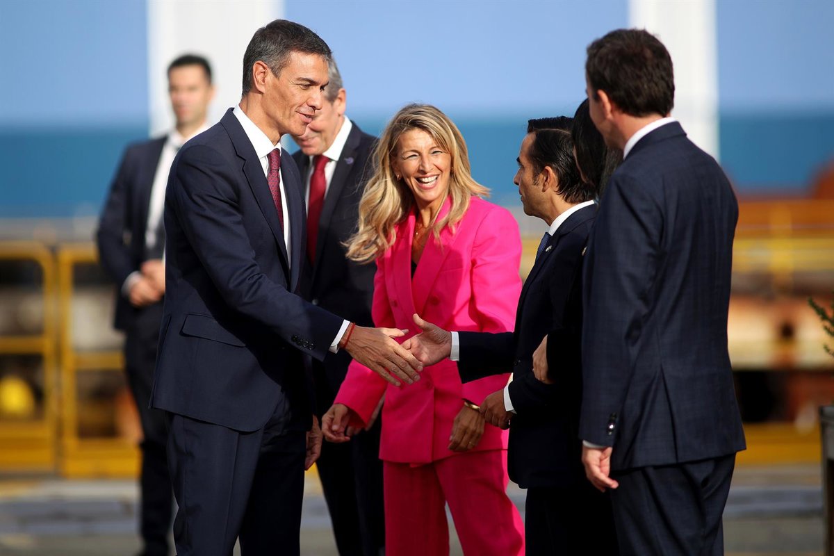Sánchez asegura que los  buenos datos  económicos son  solo el comienzo  de la  gran revolución industrial  de España