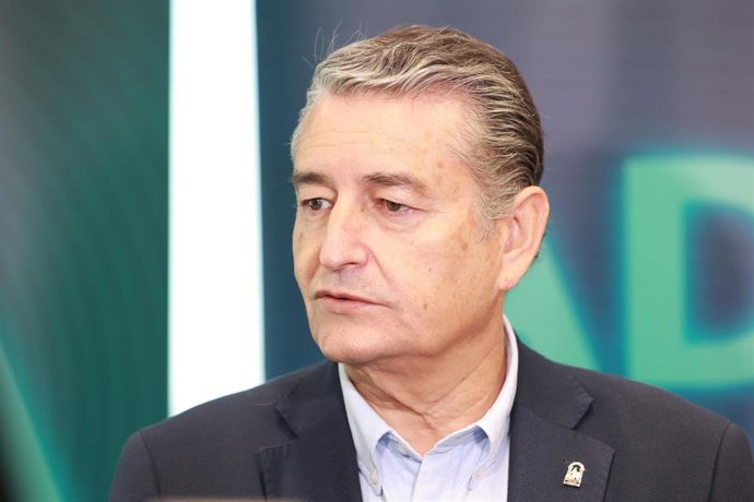 El consejero de la Presidencia, Interior, Diálogo Social y Simplificación Administrativa, Antonio Sanz