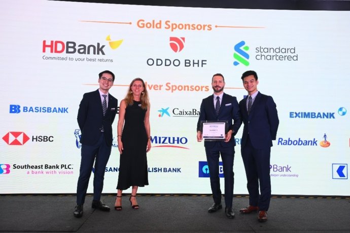 CaixaBank, premiado como 'Banco Confirmador Líder 2025' por el Banco Asiático de Desarrollo