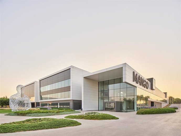 Archivo - Mango, reconocida como una de las Mejores Empresas del Mundo 2025 por la revista Time