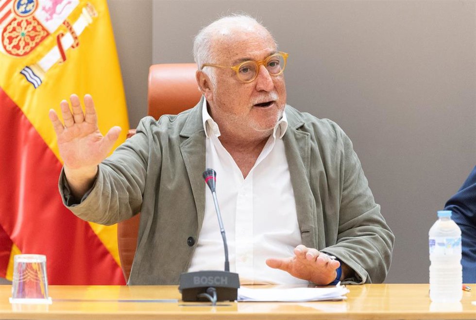 El director general de la DGT, Pere Navarro, inaugura la Jornada técnica 'Seguridad vial y furgonetas', en la sede de la DGT, a 12 de septiembre de 2025, en Madrid (España). 