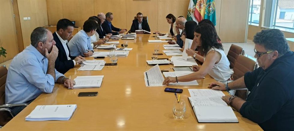 Junta de gobierno de la Diputación en la que se ha abordado el reparto de ayudas para los municipios pequeños.