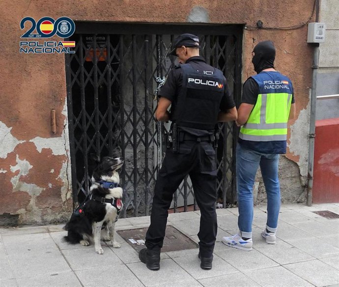 Cinco detenidos por traficar con drogas bajo la apariencia legal de una asociación cannábica ubicada en Santander