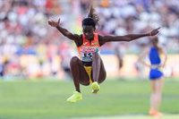 Fátima Diame, baja por lesión en los Mundiales de Atletismo