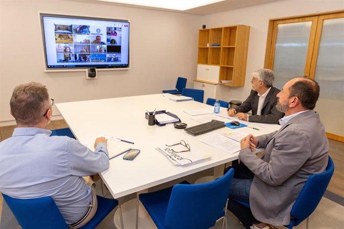 Reunión de la Comisión Ejecutiva del Consejo Jacobeo, con participación del director de Turismo de Galicia, Xosé Merelles