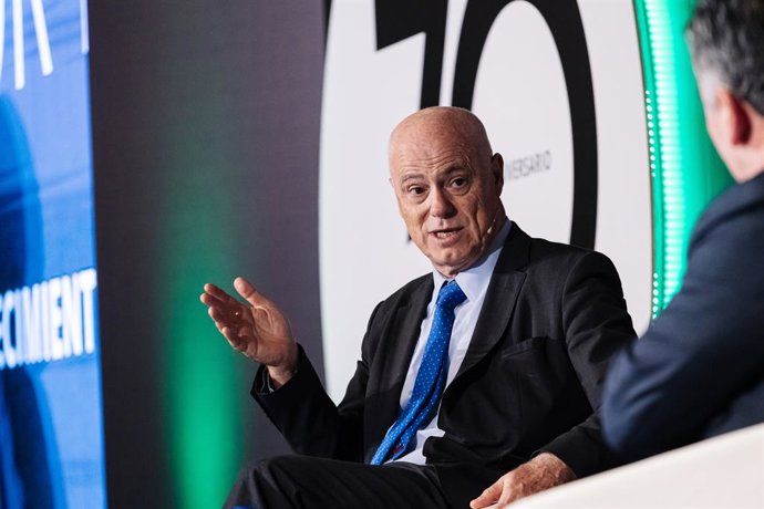 Archivo - El presidente de la Autoridad Bancaria Europea, José Manuel Campa, participa en la segunda jornada del XXX Encuentro del Sector Financiero, en el Hotel Meliá Castilla, a 8 de noviembre de 2023, en Madrid (España). Este encuentro ha sido organiza