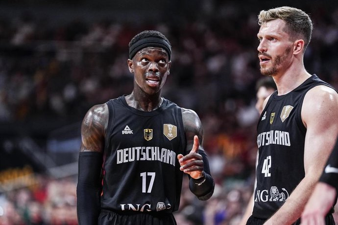 Dennis Schröder, durante un partido con la selección alemana de baloncesto.