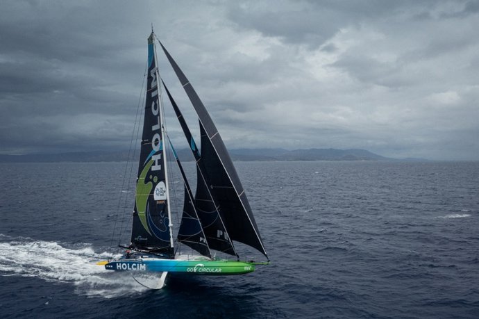 El 'Team Holcim-PRB', durante la etapa 5 de The Ocean Race Europe 2025.
