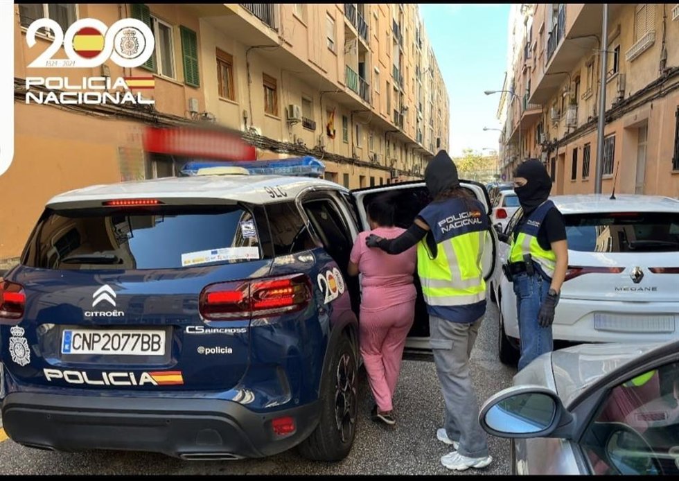 Detenida una mujer que se encargaba de un punto de venta de cocaína y marihuana