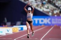 Laura Luego termina undécima en un maratón conquistado por Jepchirchir