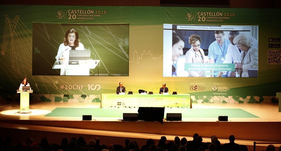 Archivo -    La presidenta de la Federación Internacional Farmacéutica, Carmen Peña, ha hecho hincapié en que "se deben promover nuevos servicios más allá de la dispensación de medicamentos", asimismo ha recordado que "el nuevo perfil de paciente abre n