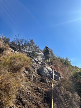 Imagen de un bombero del Infoca.